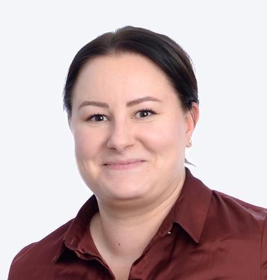 Jenni Karppelin, Medicine licentiat — Pihlajalinna