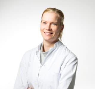 Tarja Lyytinen  — Pihlajalinna