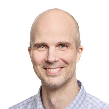 Antti Paukkunen, Medicine licentiat — Pihlajalinna