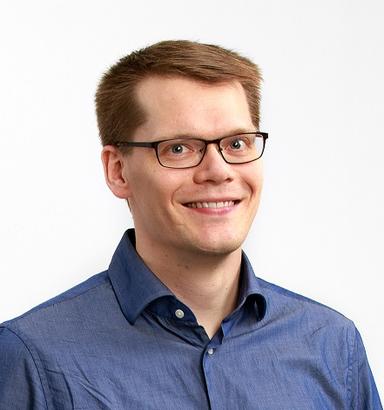 Sakari Penttilä Matti, Medicine doktor — Pihlajalinna