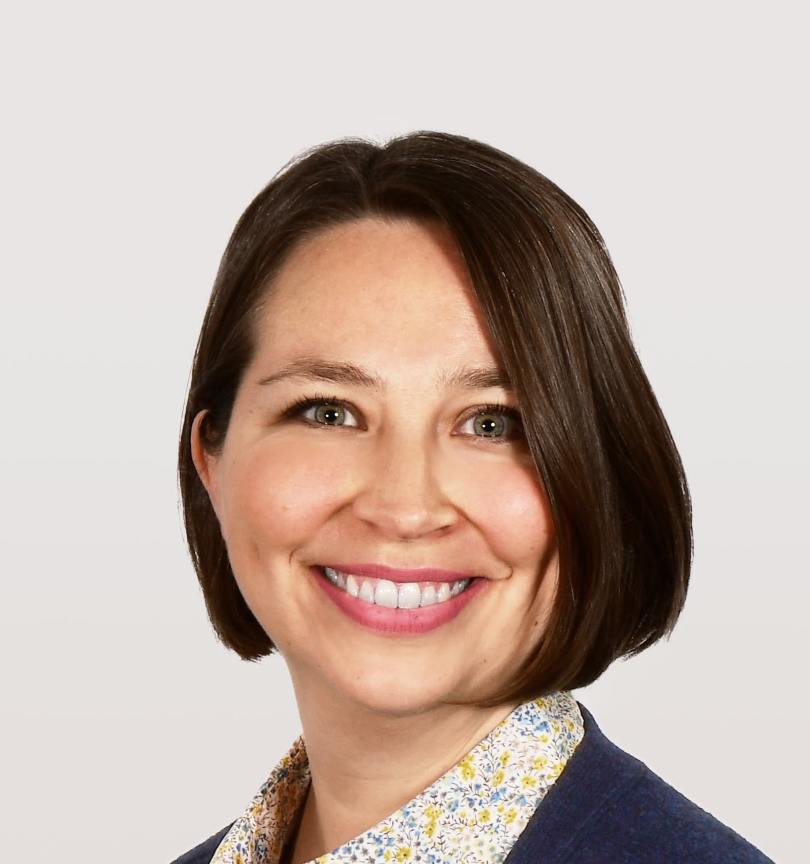 Paula Heffernan  — Pihlajalinna