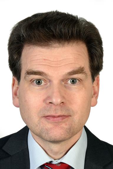 Jari-Vesa Isokotamäki, Medicine licentiat — Pihlajalinna