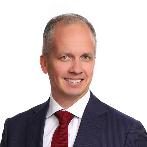 Ville Remes Dosentti, Lääketieteen tohtori — Pihlajalinna