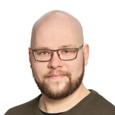 Jaakko Lepomäki, Medicine licentiat — Pihlajalinna
