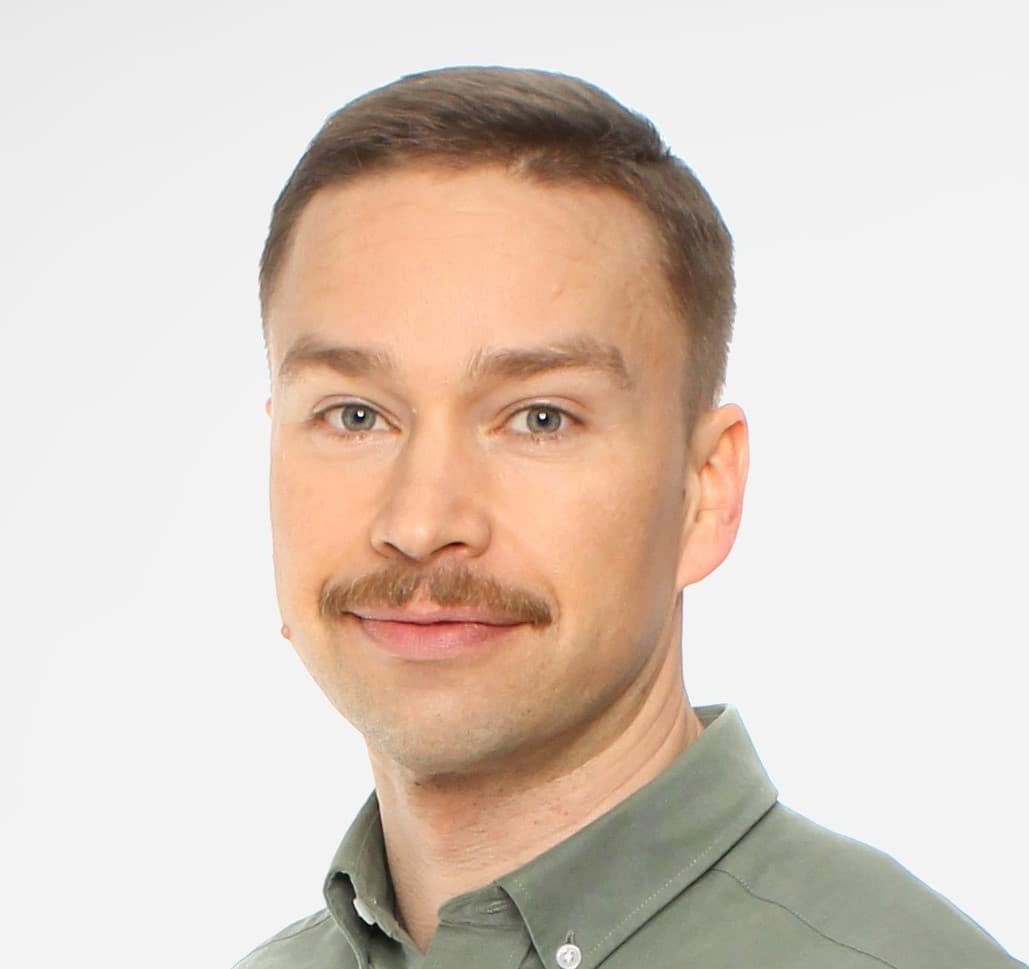 Mikko Hiltunen  — Pihlajalinna