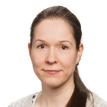 Sabina Lähteenmäki, Medicine licentiat — Pihlajalinna