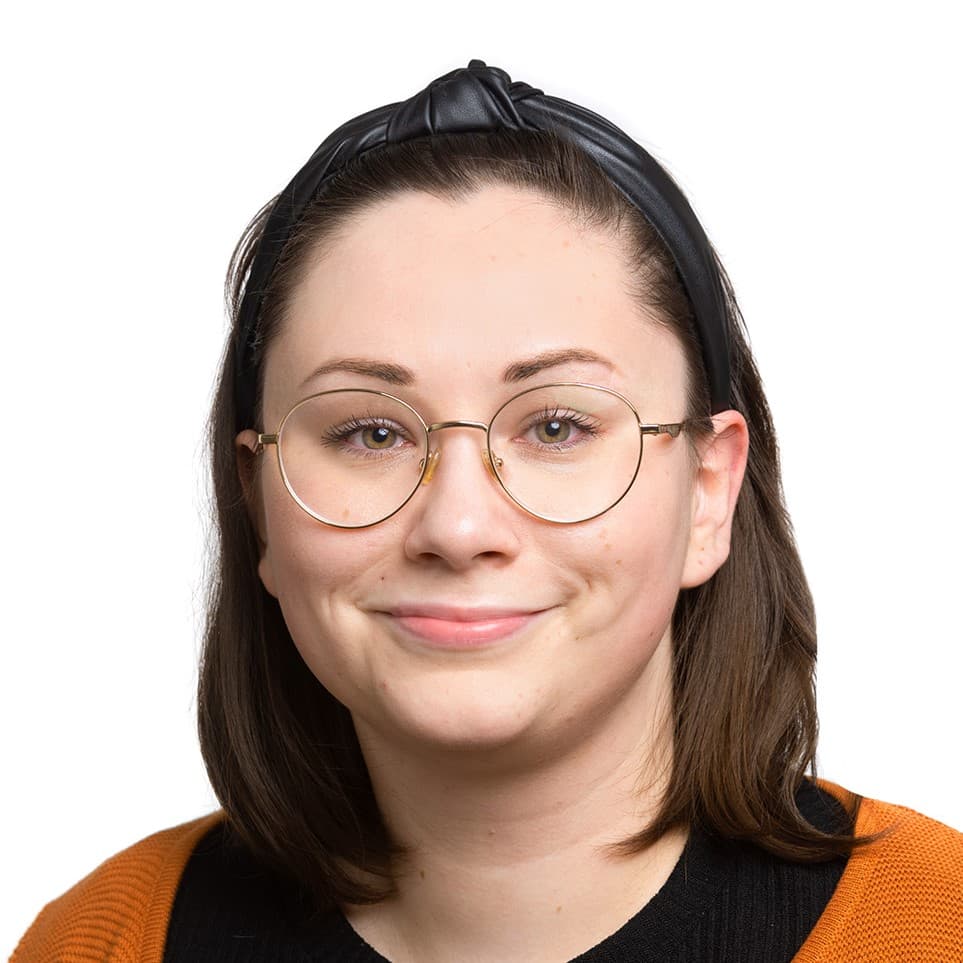 Tuula Mäkeläinen  — Pihlajalinna