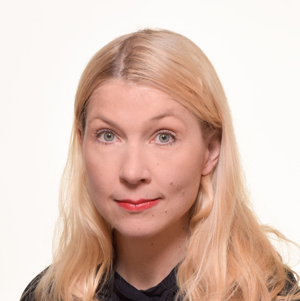 Satu Suihko Lääketieteen tohtori, Dosentti — Pihlajalinna