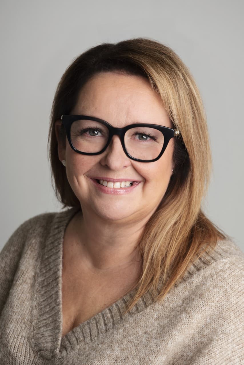 Jaana Lehtinen  — Pihlajalinna