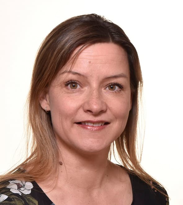 Siru Saarinen  — Pihlajalinna