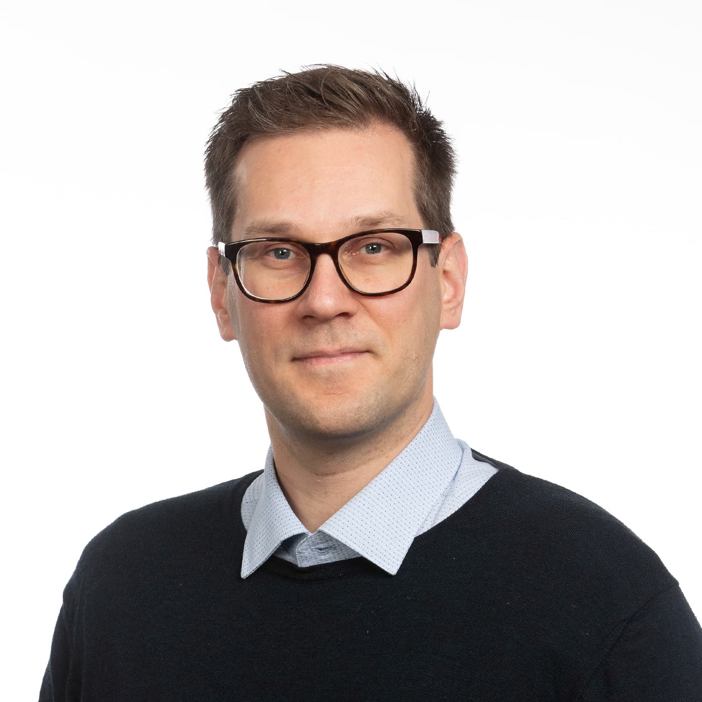 Kari Syvänen Lääketieteen tohtori, Dosentti — Pihlajalinna