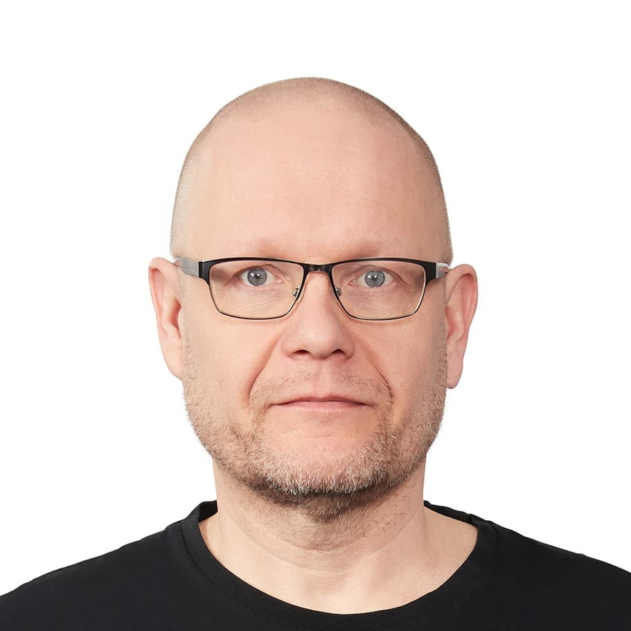 Kari Kannisto  — Pihlajalinna