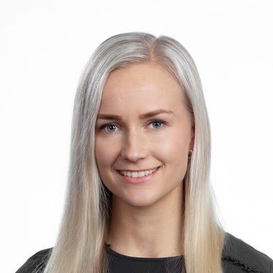 Salla Laurell, Medicine licentiat — Pihlajalinna