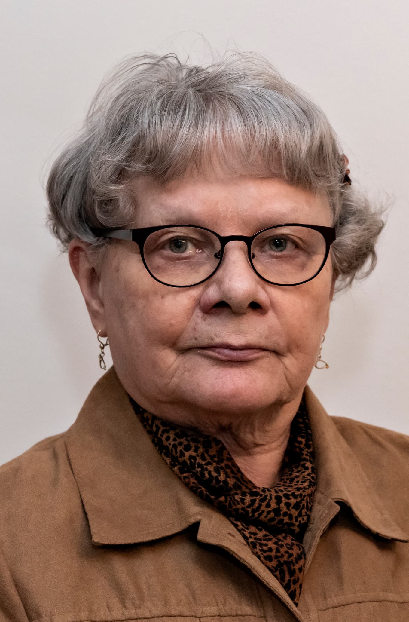 Riitta Luosujärvi  — Pihlajalinna
