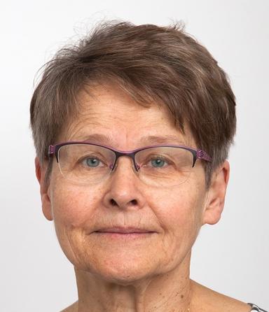 Leena Pekkarinen, Medicine licentiat — Pihlajalinna