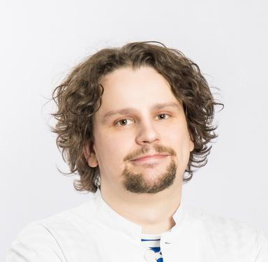 Ilari Kuitunen — Pihlajalinna