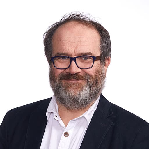 Jyrki Korkeila Dosentti, Lääketieteen tohtori — Pihlajalinna