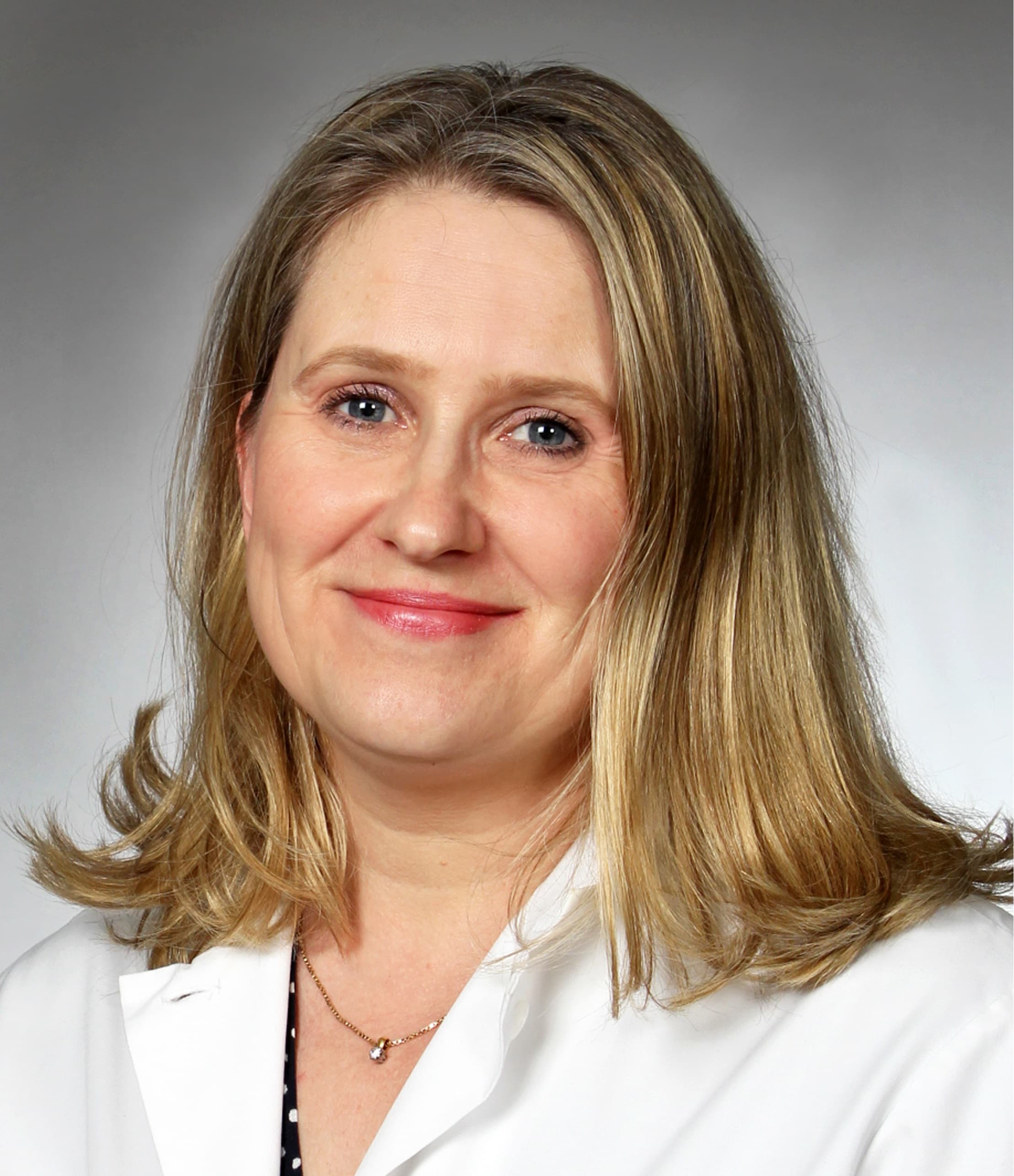 Leena Arstila Lääketieteen lisensiaatti — Pihlajalinna