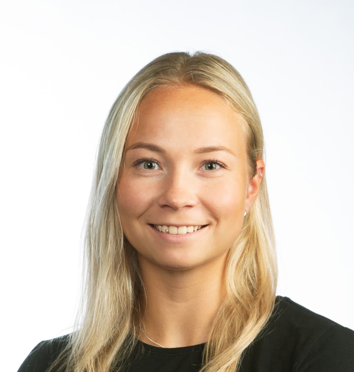 Elina Korhonen — Pihlajalinna