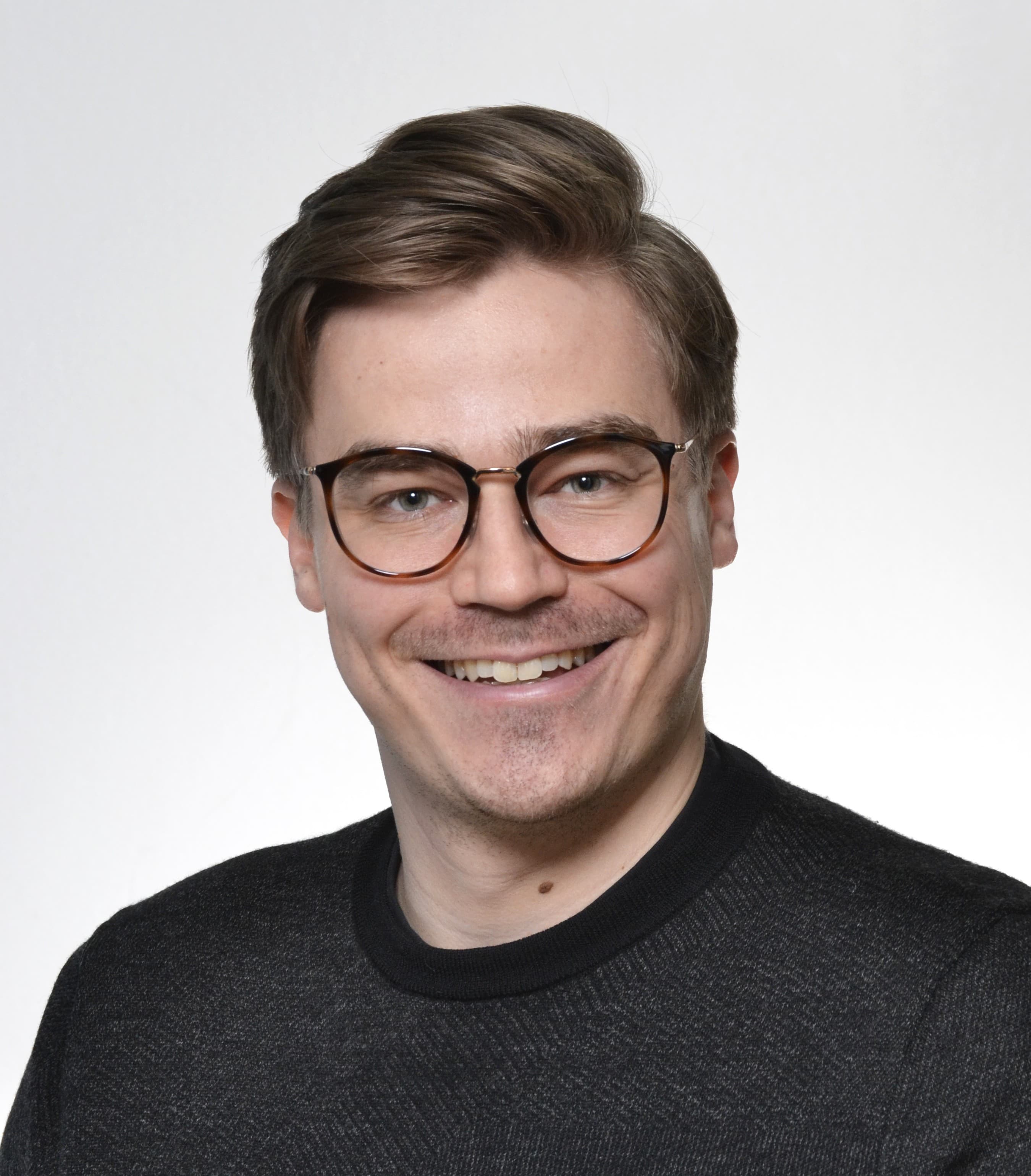 Lauri Leskinen — Pihlajalinna