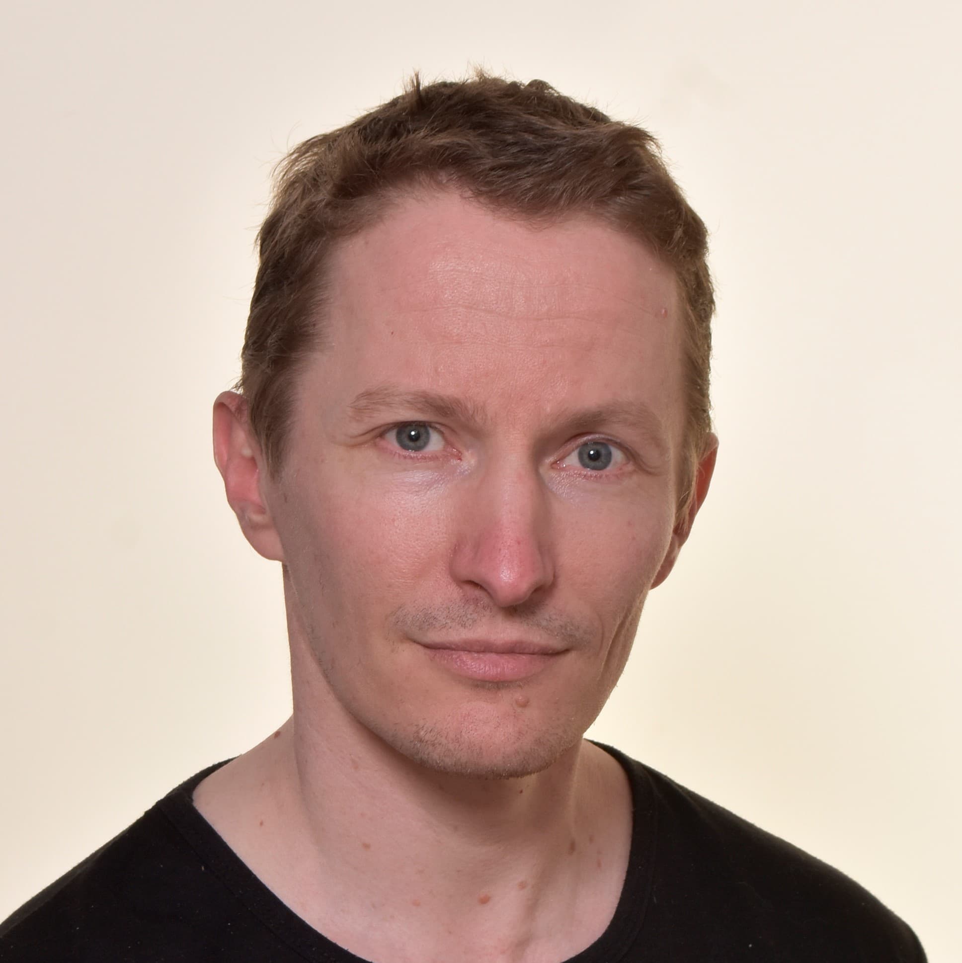 Jari Suviola — Pihlajalinna
