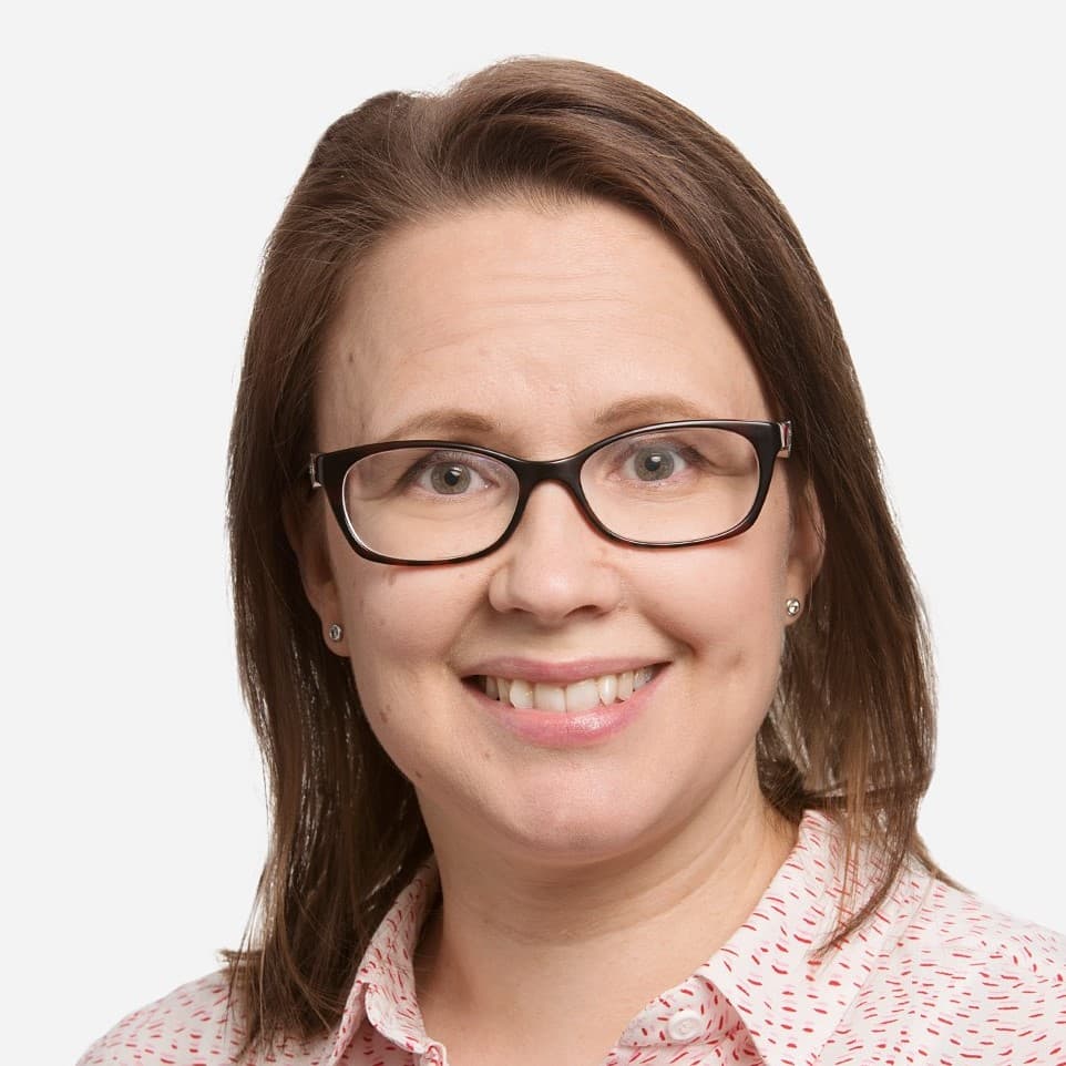 Titta Tuulos — Pihlajalinna