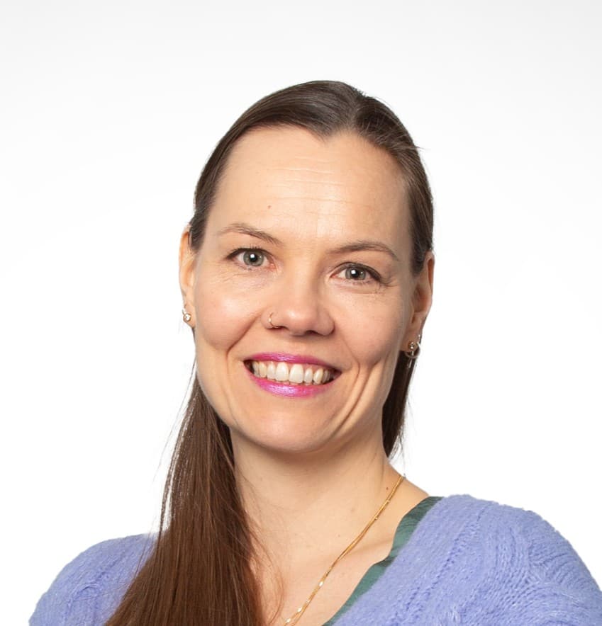 Elina Tamminen — Pihlajalinna
