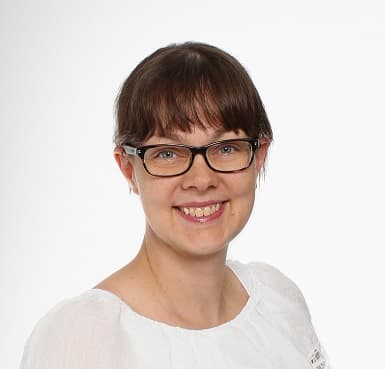 Sonja Hahtola, Lääketieteen ja kirurgian tohtori — Pihlajalinna