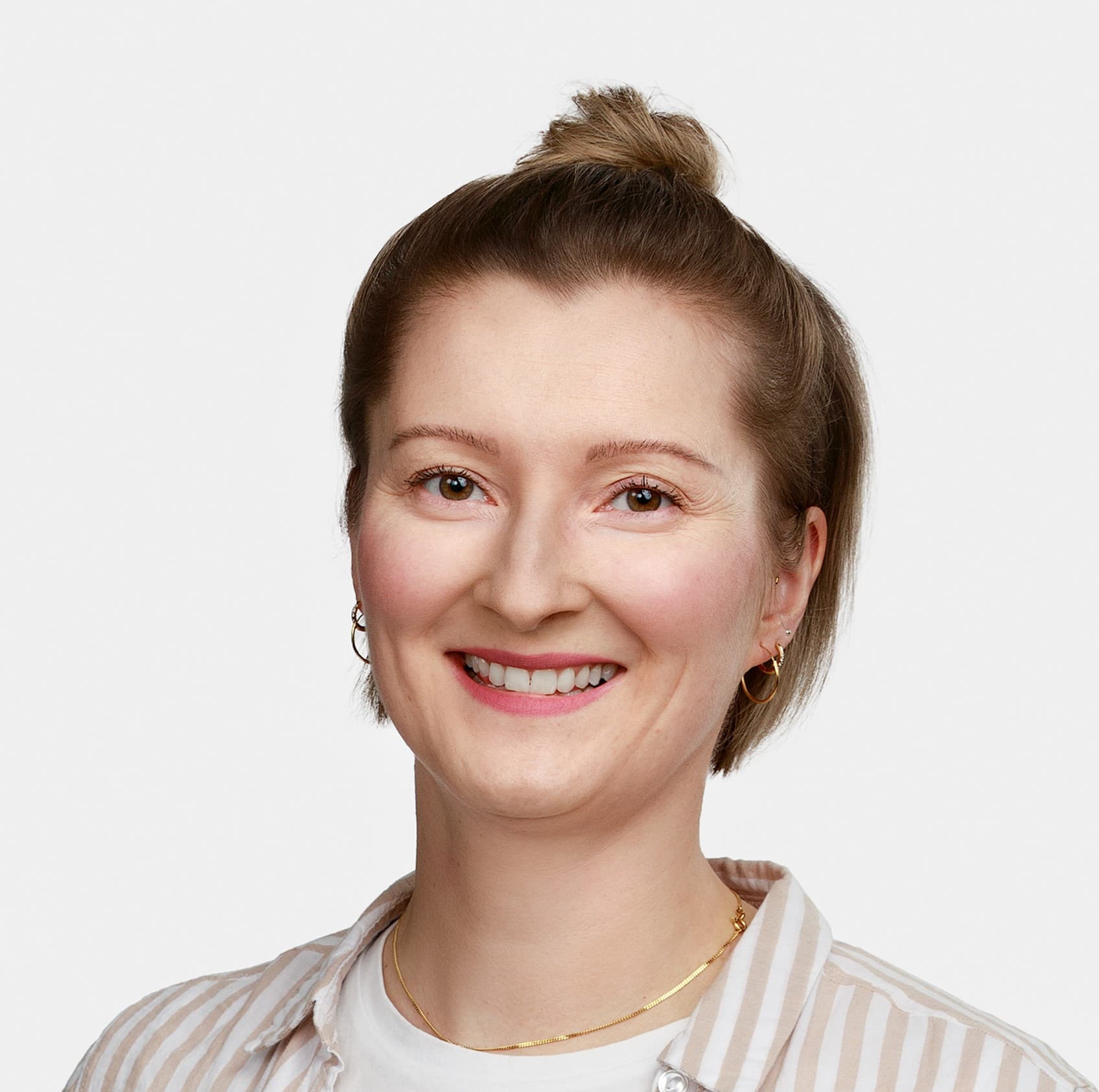 Satu Kipinä — Pihlajalinna