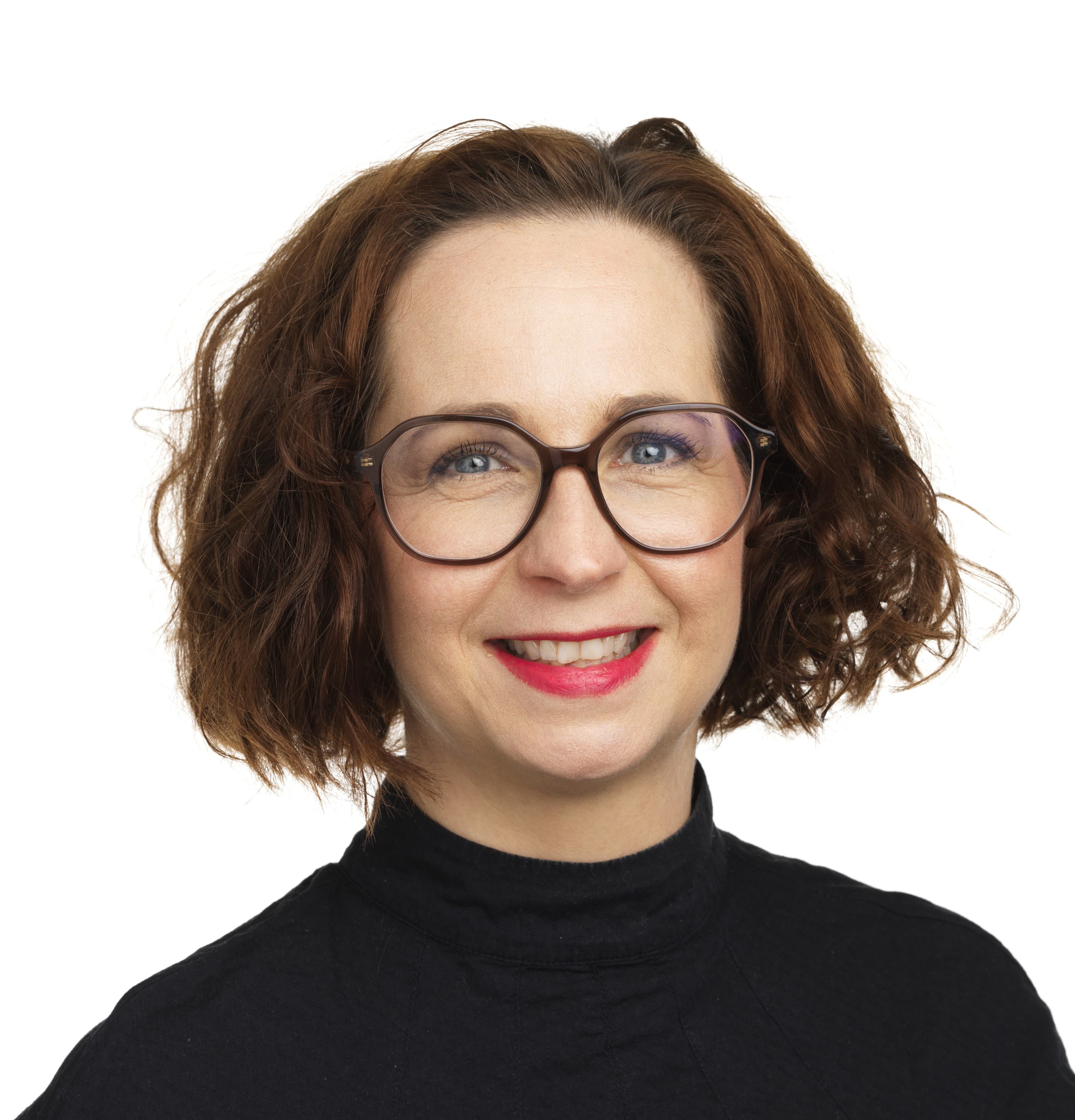 Marjo Ajosenpää — Pihlajalinna