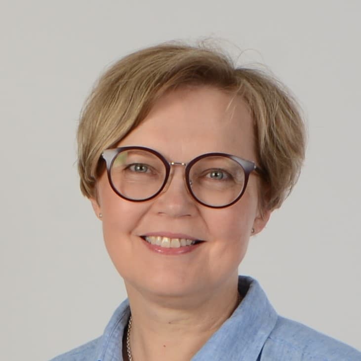 Minna Harri-Mikkola — Pihlajalinna
