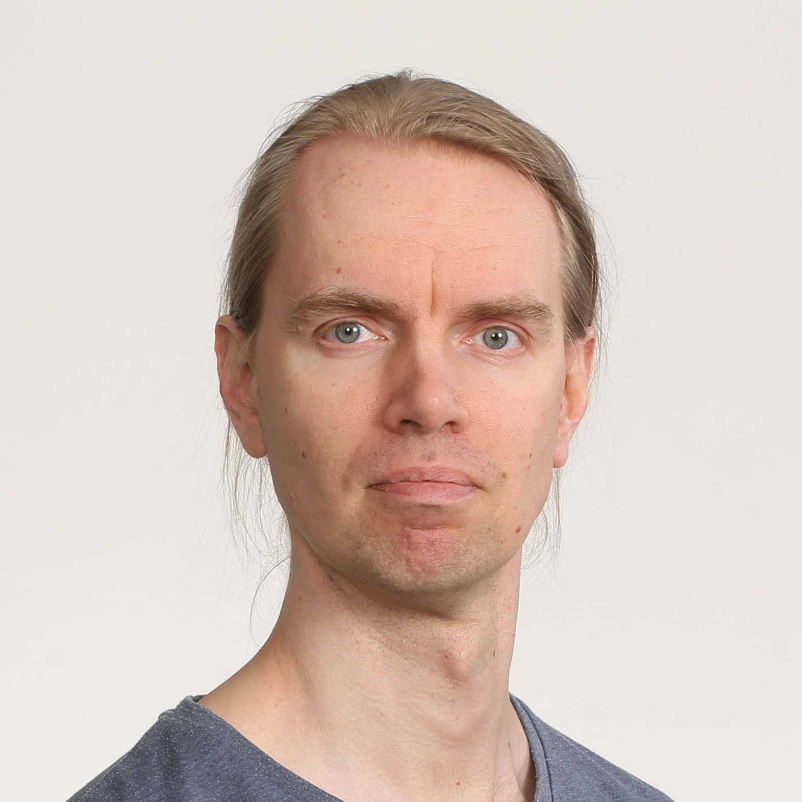 Mikko Nurminen — Pihlajalinna