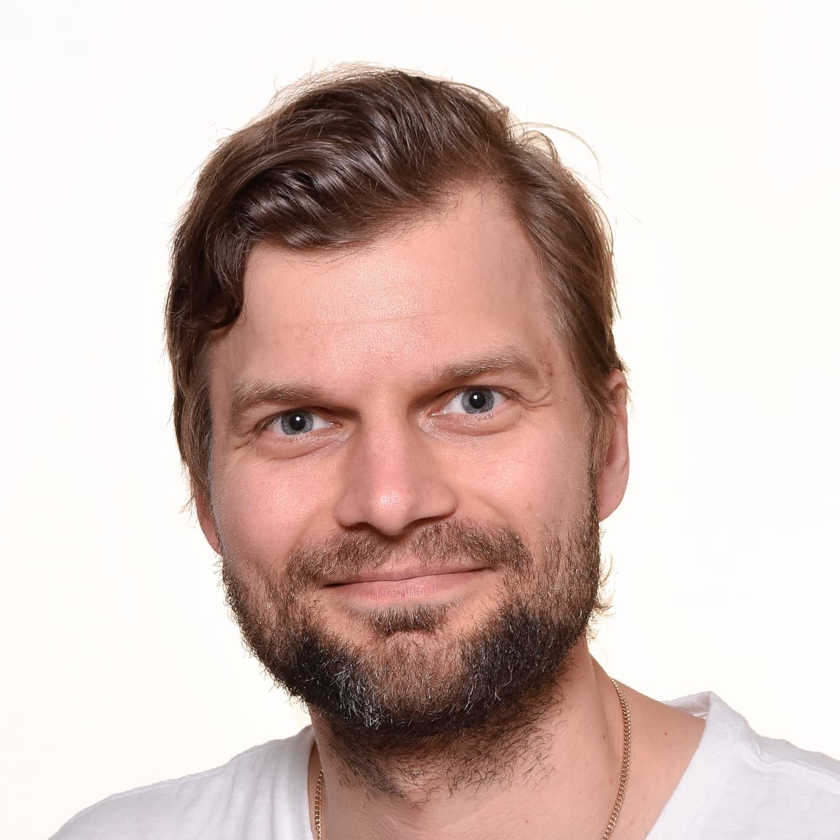 Juhana Rautiola, Lääketieteen ja kirurgian tohtori — Pihlajalinna