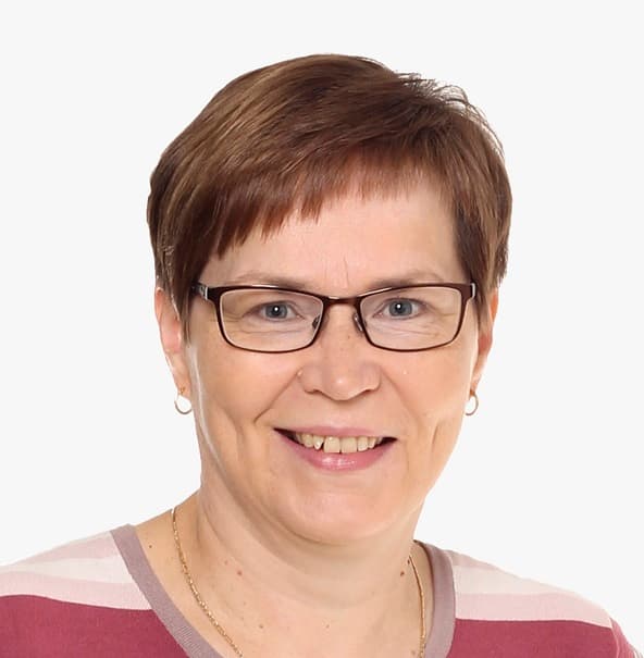 Päivi Ainali Psykologian lisensiaatti — Pihlajalinna