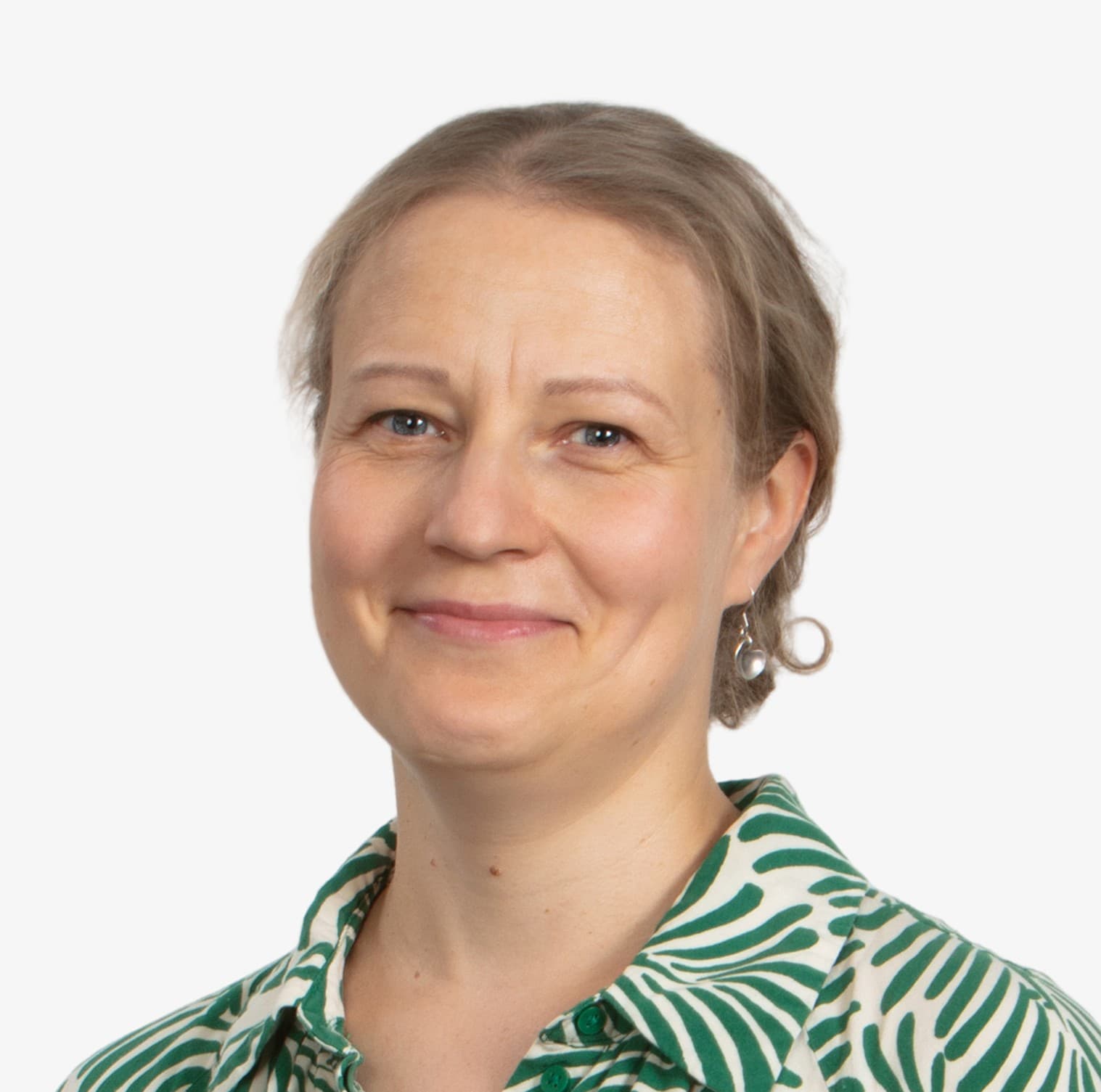 Elina Jaakola — Pihlajalinna