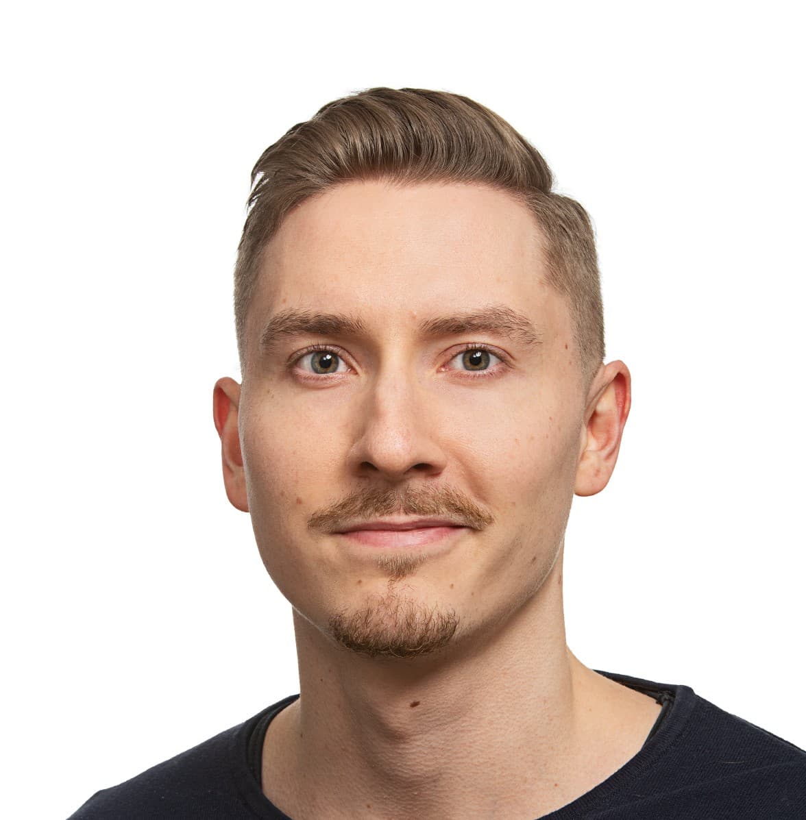 Otto Kokkonen Lääketieteen lisensiaatti — Pihlajalinna