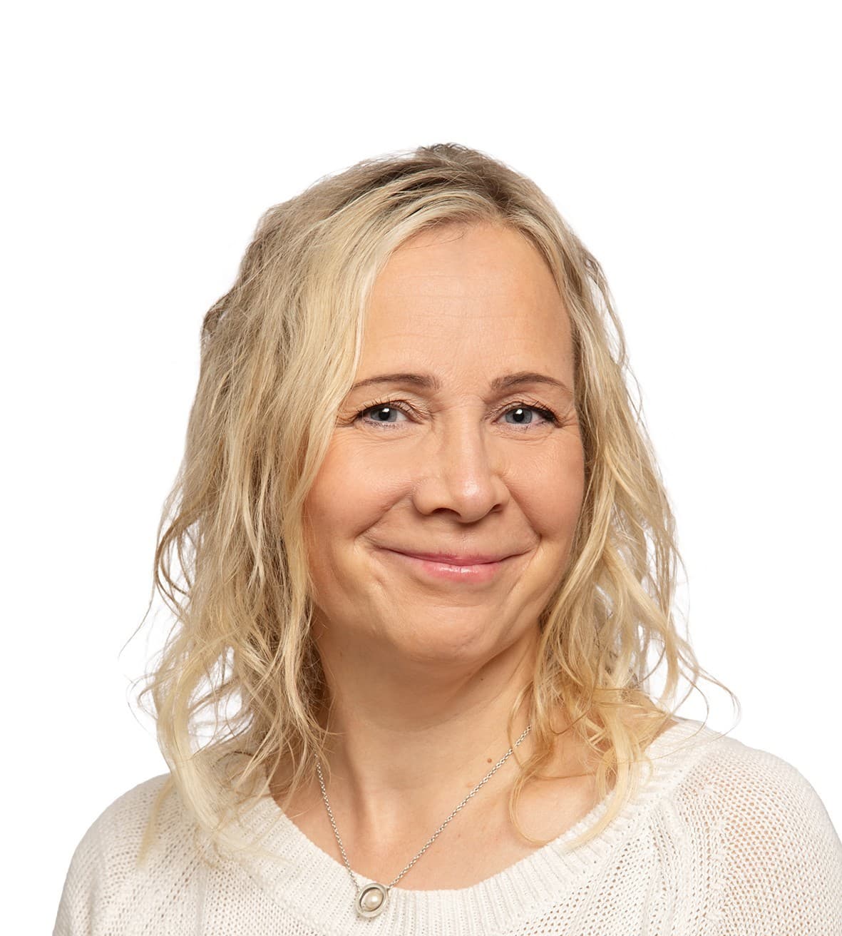 Noora Kaartinen — Pihlajalinna