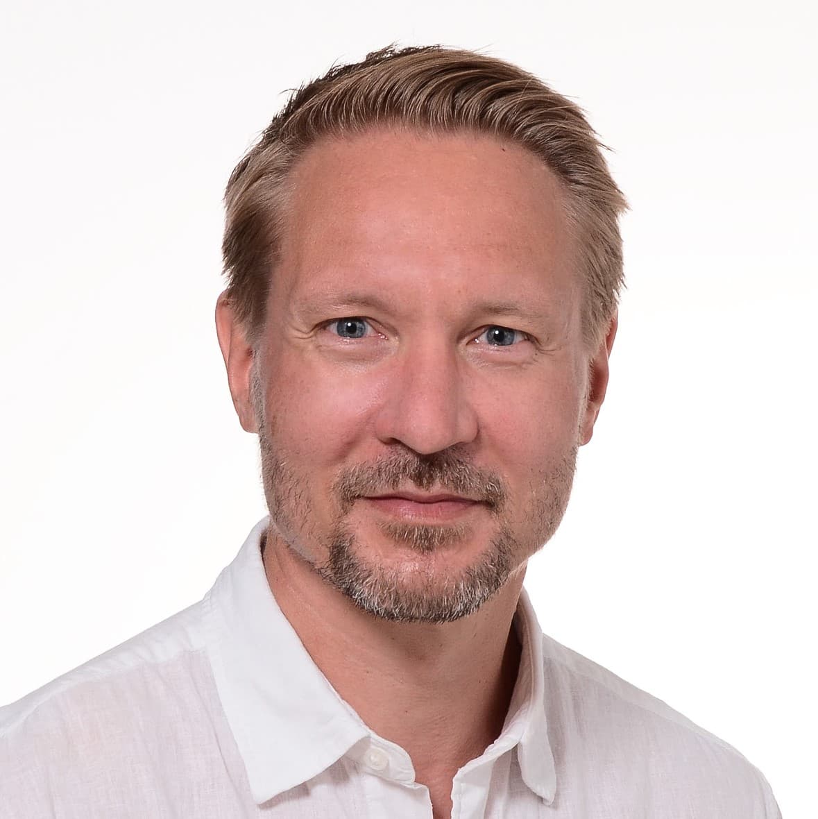 Matti Tolonen, Lääketieteen tohtori — Pihlajalinna